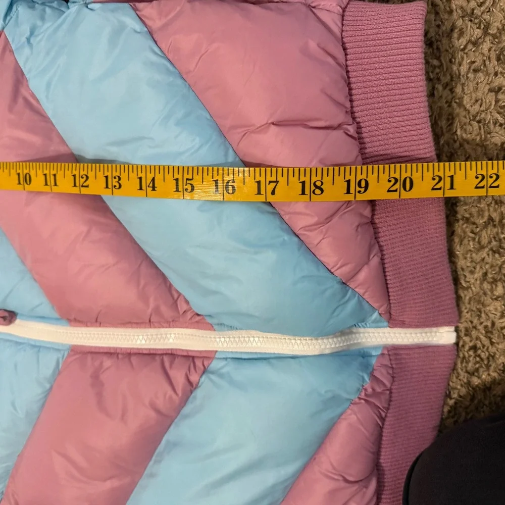 Urban‎ Outfitters Chevron Puffer Jacket Pink Blue Size M Medium Cropped Zip Up